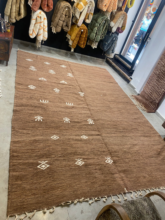 Contemporary Berber Art: flat woven from Middle Atlas Tribe - CR615