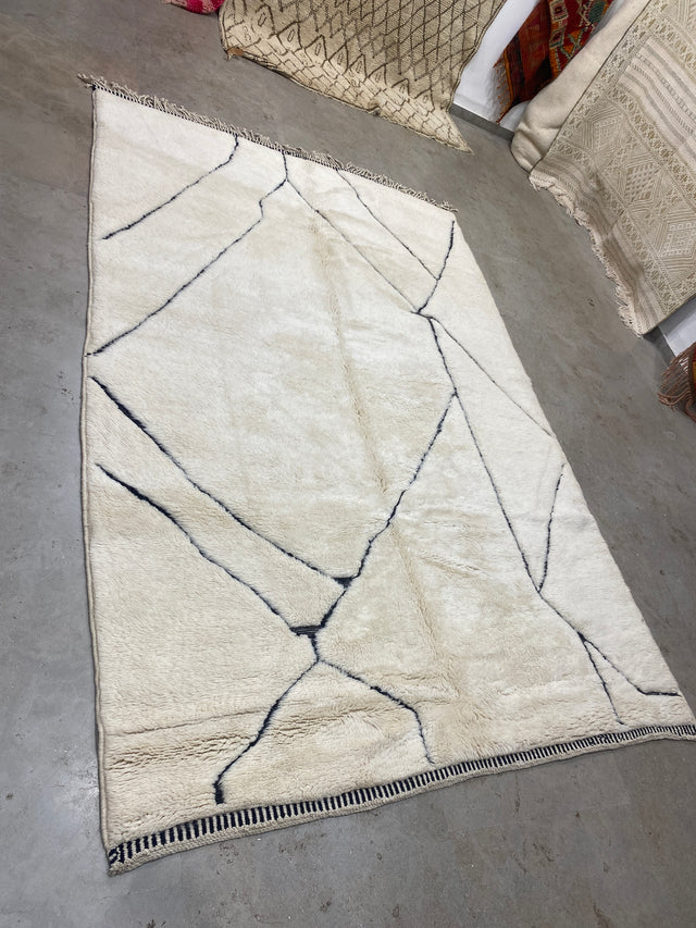 Contemporary Handwoven Rug | Beni M'Rirt Tribe (310x200cm) - CR613