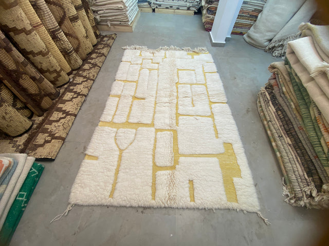 Contemporary Berber Art: Handwoven Rug from Middle Atlas Tribe - CR617